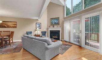 80 Fisher Rd 77, Cumberland, RI 02864