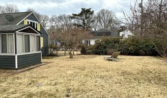 20 Alderberry Rd, Bourne, MA 02532
