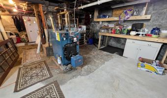 2 Green St, Barre, VT 05641