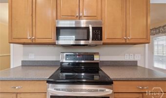 19 Conservation Dr, Savannah, GA 31419