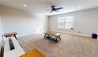 3103 NE Doyle Dr, Bentonville, AR 72712
