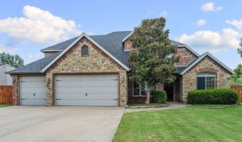 2711 SE 7Th St, Bentonville, AR 72712