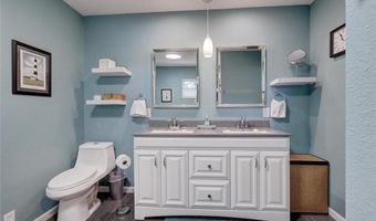 2321 Cherokee Ave, Baxter Springs, KS 66713