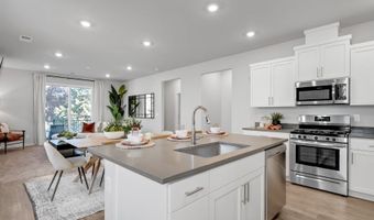 1483 Logan Pkwy SE, Albany, OR 97322