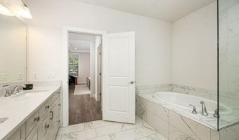 3000 N Spurway Dr, Ann Arbor, MI 48105