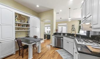 4102 Oberlin Way, Addison, TX 75001