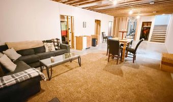 111 Arkansas Ave, Alton, IA 51003