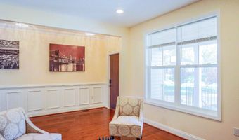 7313 BYRNELEY Ln, Annandale, VA 22003