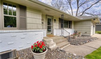711 Benton St, Anoka, MN 55303