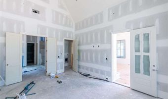 195 Shady Grv, Alpharetta, GA 30009