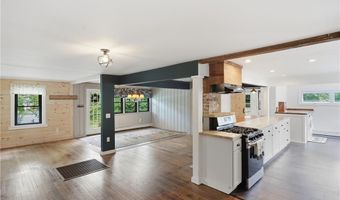 158 Ten Rod Rd, Exeter, RI 02822