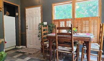 725 Pfeiffer Rd, Batesville, AR 72501