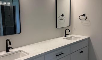 2370 Emerald Way NE, Alexandria, MN 56308