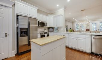 126 Briarcliff Rd 2, Athens, GA 30606