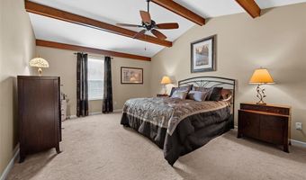 551 Lering Ct, Ballwin, MO 63011