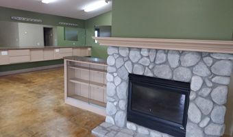 1739 E Mulberry, Angleton, TX 77515