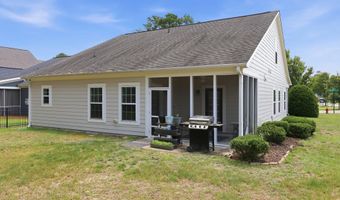 105 Moultrie Ln, Aberdeen, NC 28315