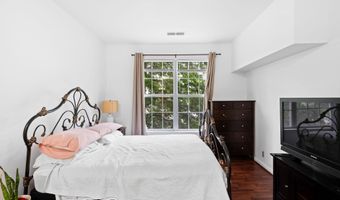 15616 EVERGLADE Ln 303, Bowie, MD 20716
