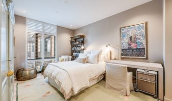 32 Traveler St #701, Boston, MA 02118