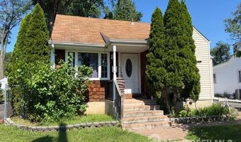 25 Chase Ave, Avenel, NJ 07001
