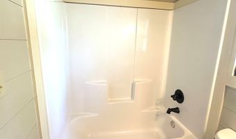 73 Worley Dr, Apalachicola, FL 32320