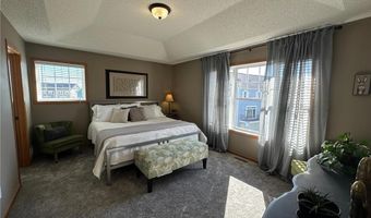 15575 Early Bird Cir, Apple Valley, MN 55124