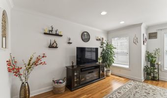 403 Copper Square Dr 403, Bethel, CT 06801