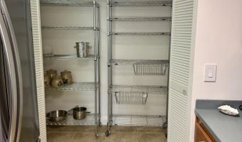1130 Beach Blvd 404, Biloxi, MS 39530