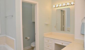 105 Fox Run Rd, Brandon, MS 39047