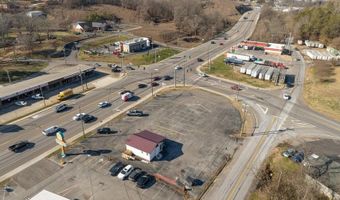 709 S White St, Athens, TN 37303