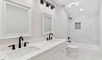 100 Little Ridge Rd, Berkeley Lake, GA 30096