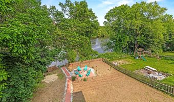 38 Newbury St, Auburn, ME 04210