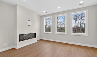 4973 LACHLAN Mews, Alexandria, VA 22304
