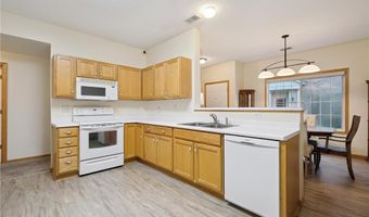 6574 154th St W 118, Apple Valley, MN 55124