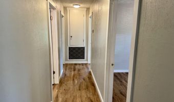44 Sara Cir, Ash Flat, AR 72513