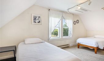 7 Prospect Ave, Narragansett, RI 02882