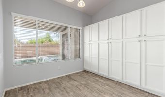 1060 N VILLAS Ln, Chandler, AZ 85224