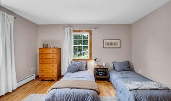 218 Donahue Rd, Barre, VT 05654