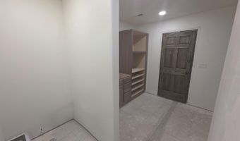 38515 129th St, Aberdeen, SD 57401
