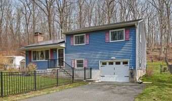 3 Mary Ann Dr, Danbury, CT 06811