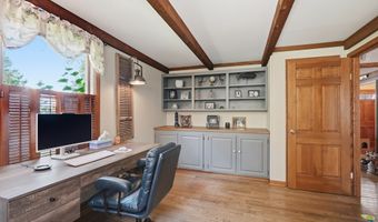 1362 Hillcrest Dr, Ashland, OH 44805