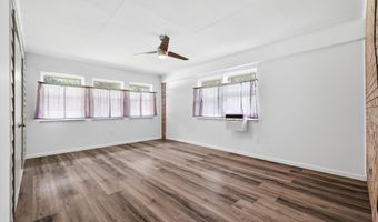 9260 Pinecrest Dr, Biloxi, MS 39532