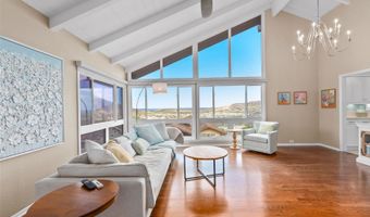 947 Kauku Pl, Honolulu, HI 96825