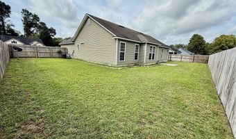 401 Spanish Moss Ln, Adel, GA 31620