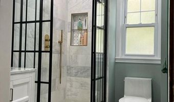 5 Glenmont Rd, Boston, MA 02135
