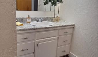 2807 S Washington St, Amarillo, TX 79109