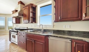16905 Olena Pointe Cir, Anchorage, AK 99516