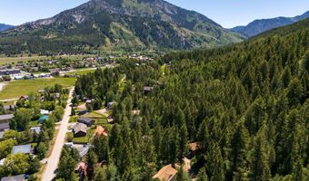 166 STOOR Dr, Alpine, WY 83128