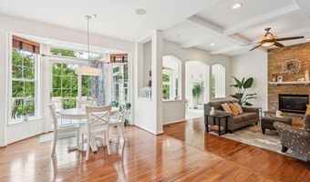 12401 CHASEMOUNT Ct, Bowie, MD 20720
