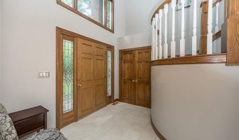 639 Wood Fern Dr, Ballwin, MO 63021